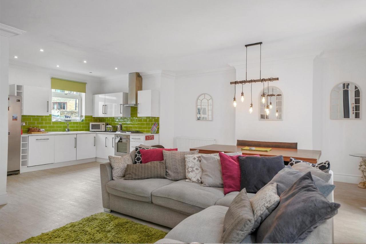 30 Percent Off! The Central Whitby Gem - 4 Bedrooms Exterior foto